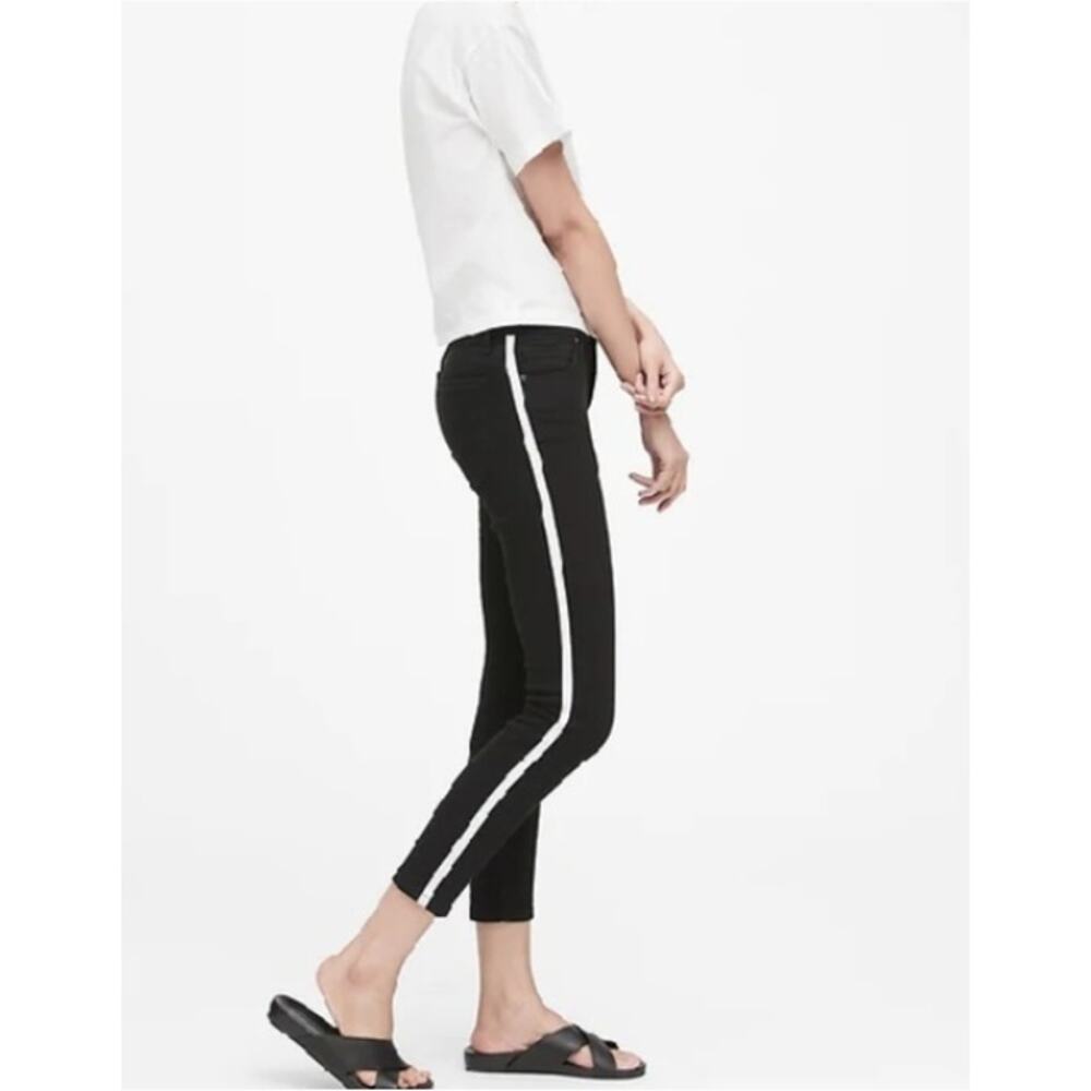 Banana Republic Black Mid Rise Skinny Jeans with Side Stripe Size 29L